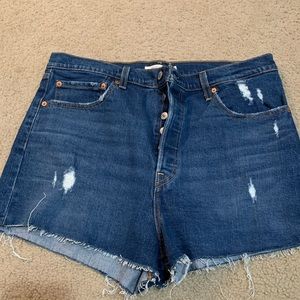 Levi shorts